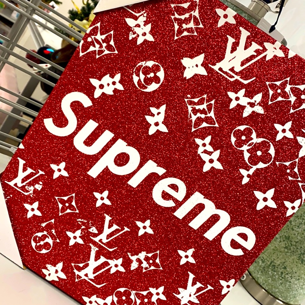 🚨🎁Authentic Designer Wall Art 🖼 - Picture 1 of 2